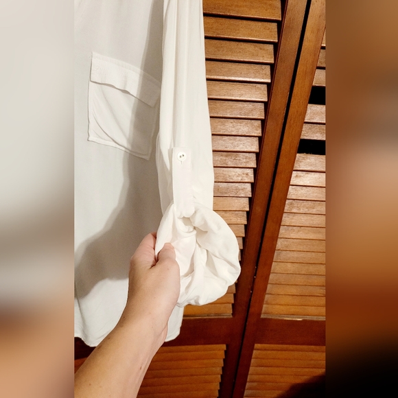 Spense Womens White Sheer Button Up Shirt. With 2 Front Pockets. Size XL - Picture 4 of 9